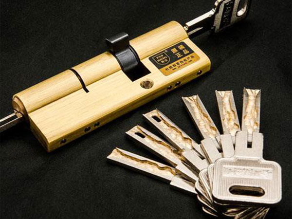 灵台24小时上门开锁公司