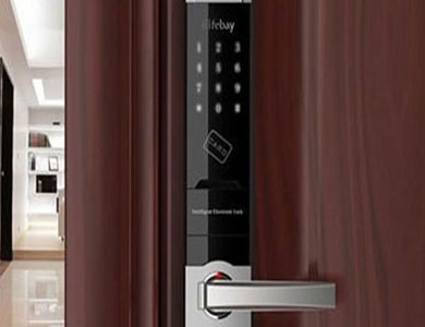 灵台24小时上门开锁公司