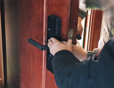 灵台24小时上门开锁公司